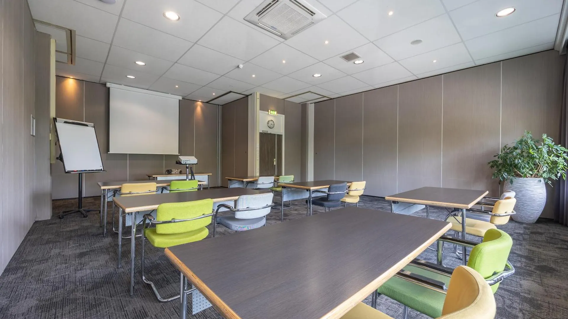 Amrath Airport Hotel Rotterdam 4*,  Netherlands